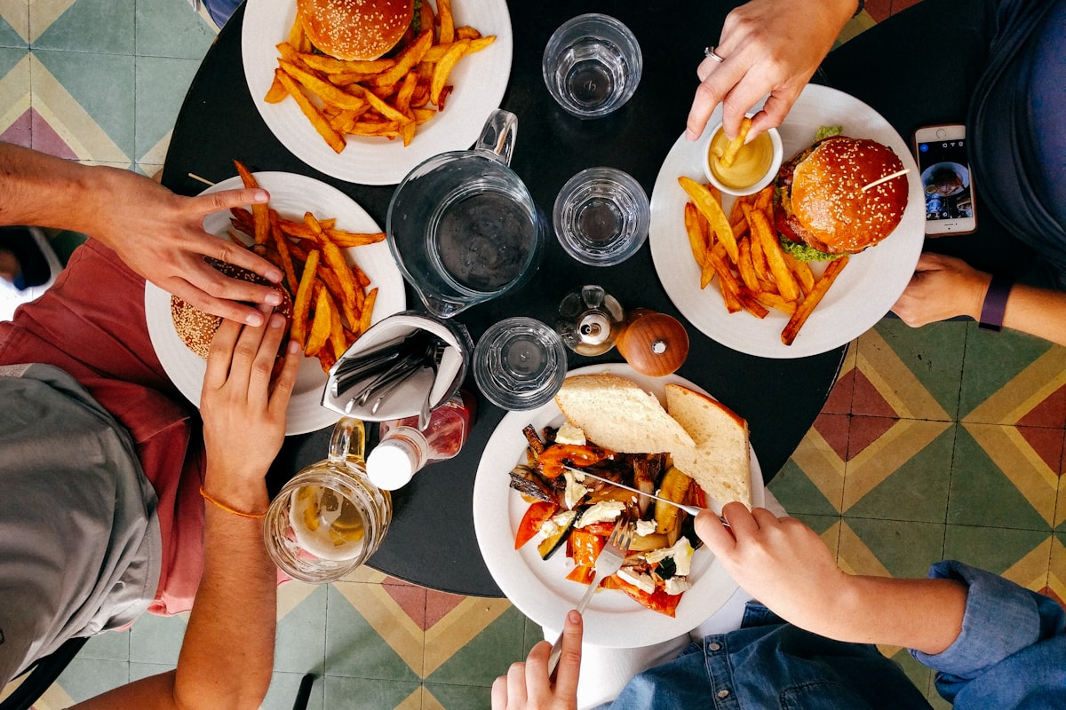 Table gastronomique pour une route des saveurs Europe–Asie 2026